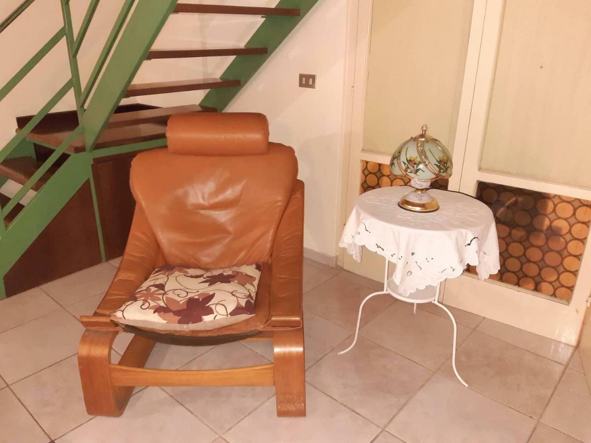 B&B Il Nespolo Salerno Exterior photo